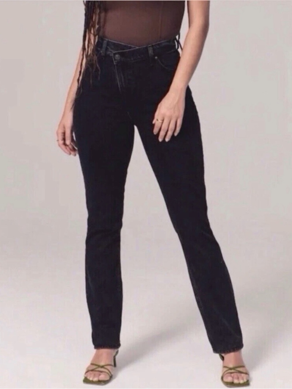 Abercrombie & Fitch 90’s Straight Ultra High Rise Curve Love size 4 (28)